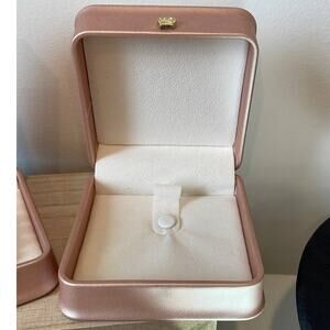 Pink Shiny Jewelry Box